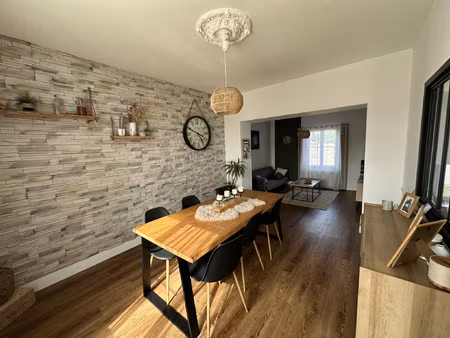 maison 3 chambres  bureau  piscine