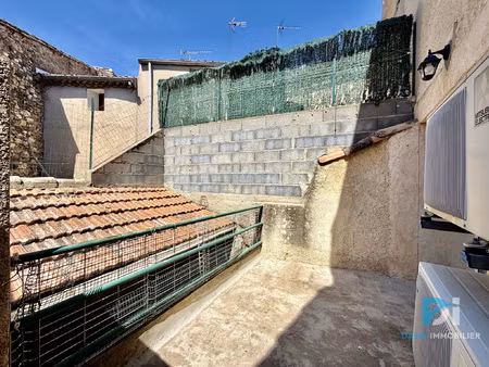charmante maison de village t4 avec terrasse et cour