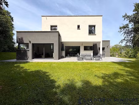 maison contemporaine de 6 pièce(s) 165 m²