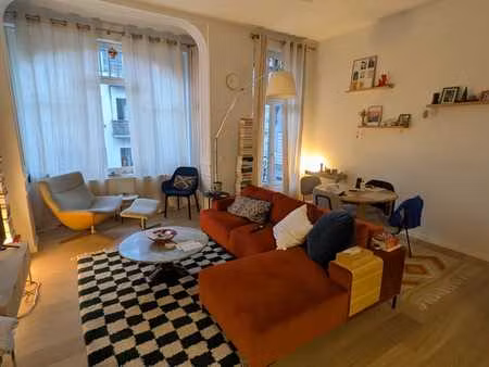 appartement 2 chambres avec balcon et terrasse au châtelain