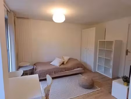 location meublée appartement 1 pièce 19 m² à poissy (78300)  795 €