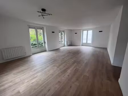 location appartement 3 pièces 93.76 m² à compiegne (60200)  1 150 €