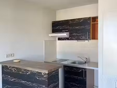 location appartement 2 pièces 37.69 m² à gond-pontouvre (16160)  560 €