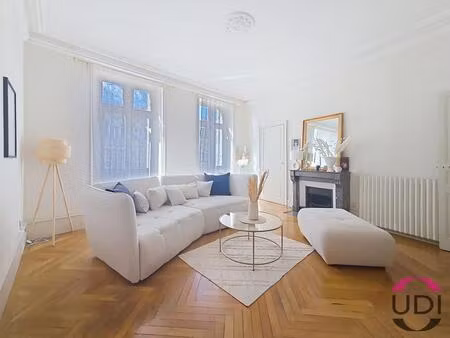 élégant appartement haussmannien de 119 m² – cœur de montluçon