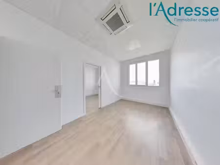 location locaux professionnels 0 pièces 33.84 m² à noisy-le-grand (93160)  810 €