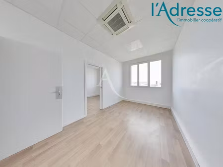 location locaux professionnels 33.84 m² à noisy-le-grand (93160)  810 €