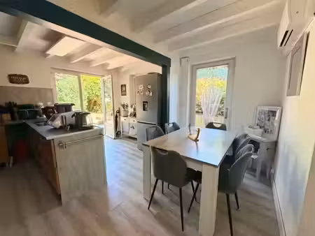vente maison 4 pièces 96 m² à panissières (42360)  234 000 €