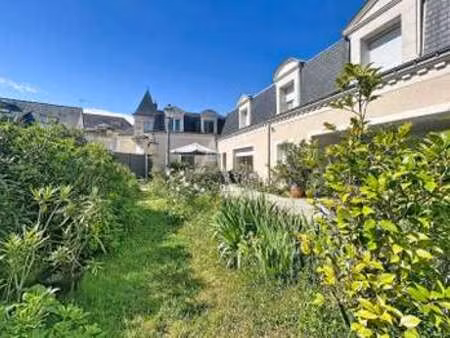 vente maison à seiches-sur-le-loir (49140) : à vendre / 229m² seiches-sur-le-loir