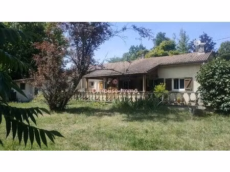 maison 3 chambres + maison de chambres sur 1 hectare 945 de terrain