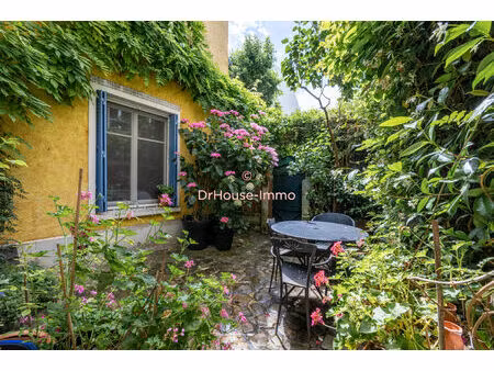 jourdain exceptionnel - maison bucolique avec cour fleurie