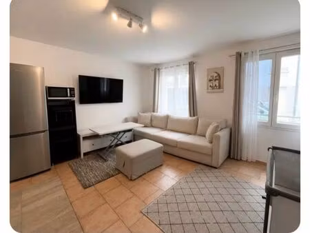 studio 27 m2