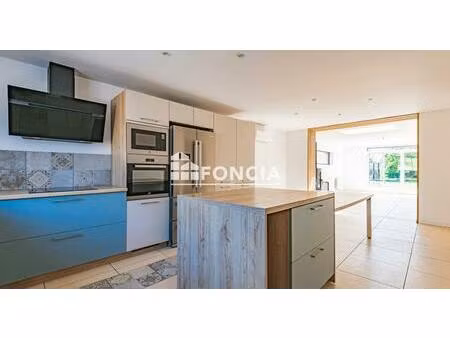 maison familiale de 145 m² avec 4 chambres  grand jardin  terrasse et garage à tours-sur-m