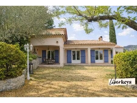 à vendre – élégante propriété avec piscine et oliveraie à cotignac