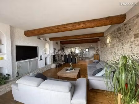 maison de village 4 pièces 156 m²