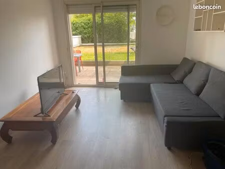 t2 meublé avec terrasse et garage sécurisé – gare maritime