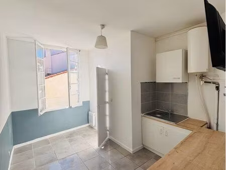 studio lumineux 18m2