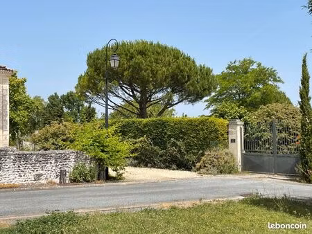 beau t3 90m2 à 5 min de saintes
