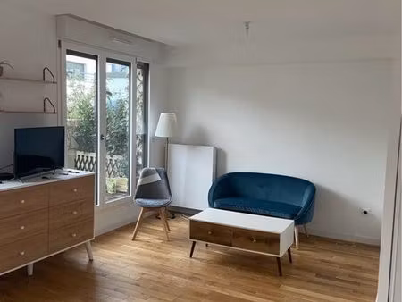 location grand studio levallois
