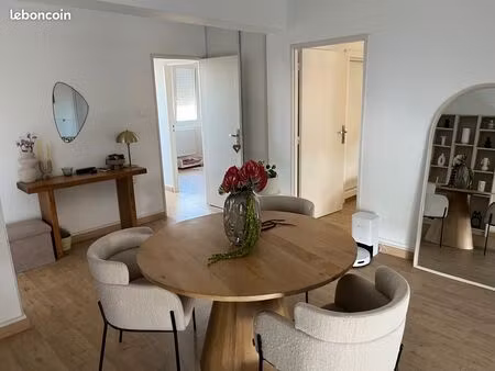 f3 entierement renove et avec balcon