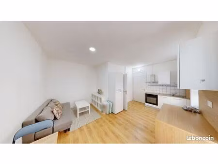 studio 1 pièce 22 m²