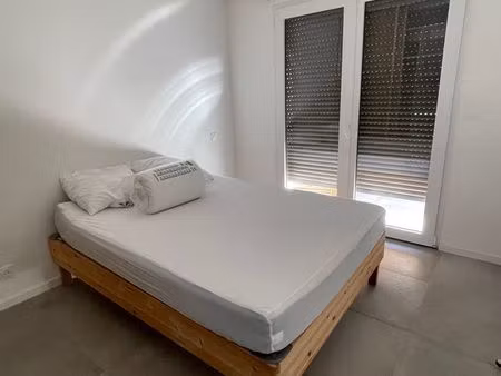 t2 meublé de 41 m² avec terrasse et parking - pérols