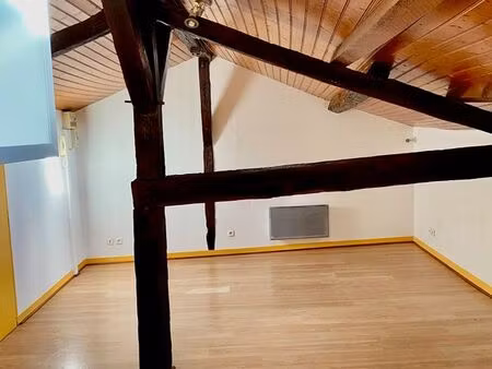 studio mansarde - centre ville