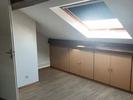 f1 sous comble à tomblaine