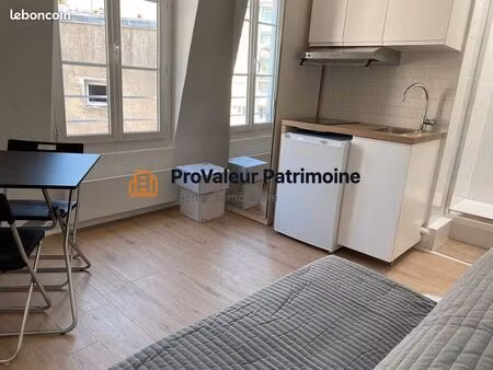 studio 1 pièce 12 m²