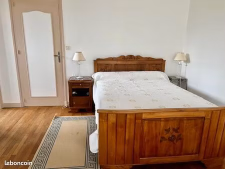 chambre meublée