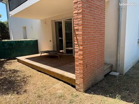 t3 à lardenne  construction récente  au calme et tempéré