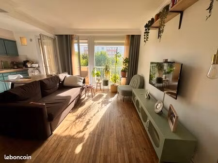 appartement 4 pièces 64 m²