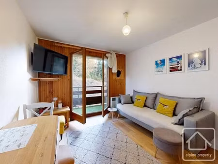 un agréable appartement d’une chambre situé dans le quartier du petit châ