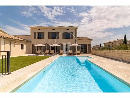 villa contemporaine de style provençal à vendre à moins de 10 mn d’uzès