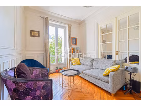 paris 12ème - place félix éboué - 3 pièces en etoile - 58 m² - charme de l'ancien