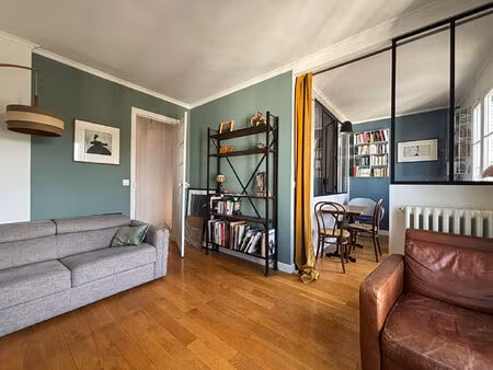 appartement 2/3 pièces en dernier étage de 48m² à saint mandé