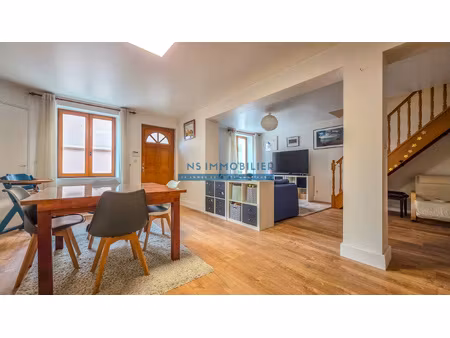 maison 6 pièces 163m2 hab. avec appart f2 48m2 indép. + gar