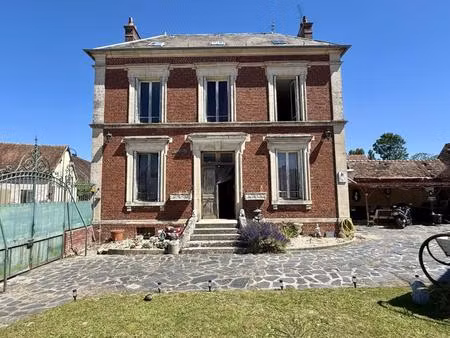 entre marines et chaumont ! maison + dépendances !
