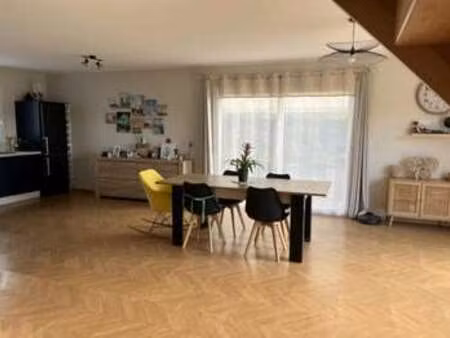 vente maison à tilly-sur-seulles (14250) : à vendre / 135m² tilly-sur-seulles