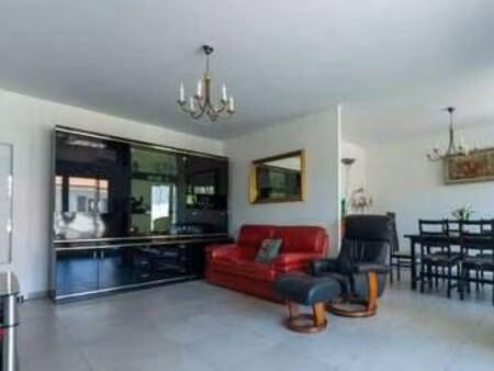 location appartement 3 pièces meublé à montreuil (93100) : à louer 3 pièces meublé / 46m² 
