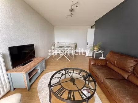 appartement 2 pièces - 67 m²