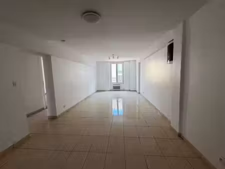 location appartement 3 pièces 57 m² à coulommiers (77120)  800 €