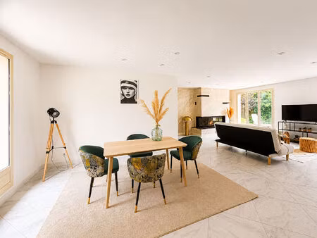 propriété de plain pied de plus de 150 m2