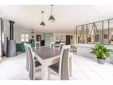 maison familiale t9 avec piscine