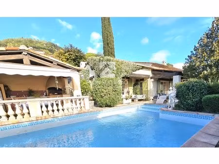 villa 190m² 6p + 2p terrain 1760m² piscine st jean grasse