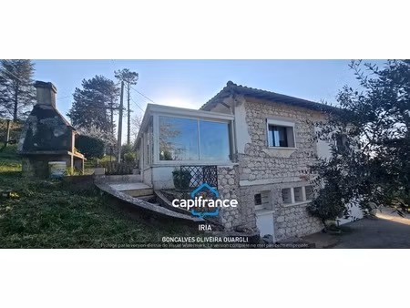 maison en pierre semi-enterrée à vendre 5 pièces pujols (47)