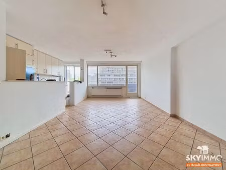 appartement à vendre à avenue marius renard 27 anderlecht (vbe40654)