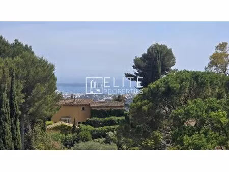 appartement 4 pièces de 149m²  vue mer – mougins village