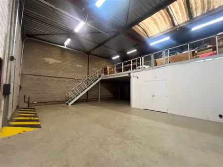 vente local d'activités jouy en josas 624 m²