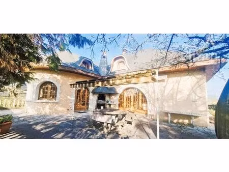 maison de luxe de 235 m2 en vente les abrets  auvergne-rhône-alpes