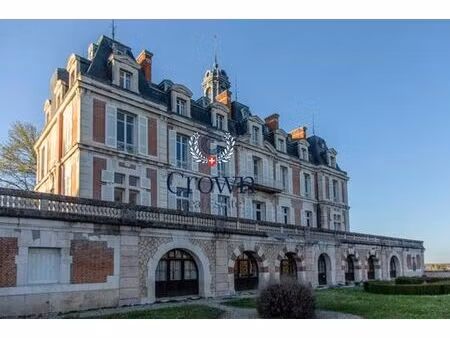 prestigieux château de 1700 m2 en vente - rully  france